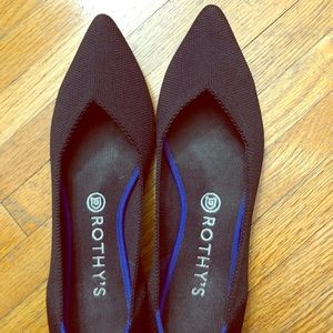 Black pointed Rothy’s